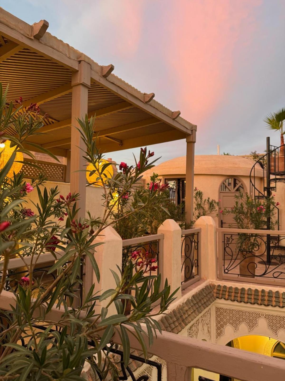Riad Dollar Des Sables & Spa Marraquexe Exterior foto
